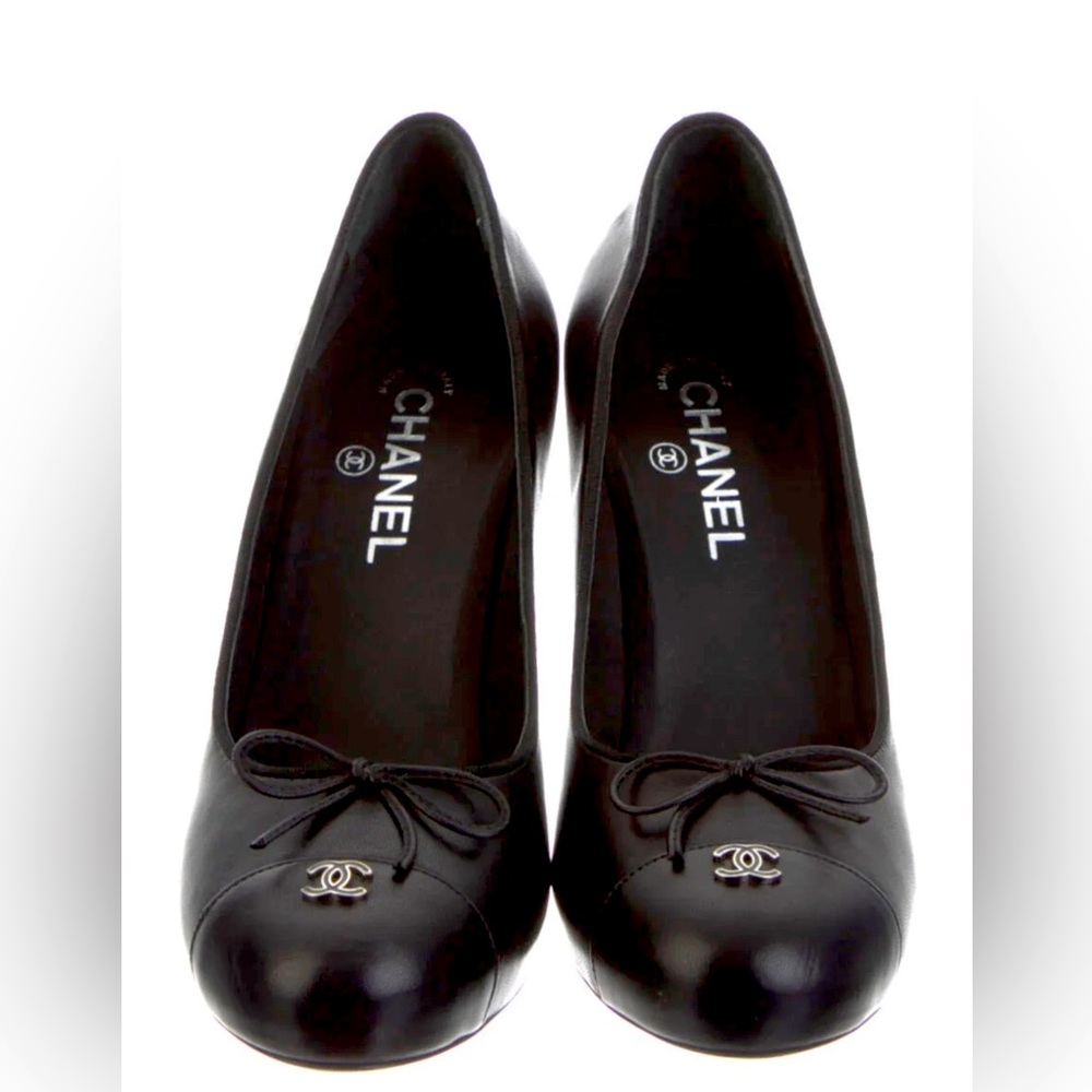 Chanel Interlocking CC Logo Heels